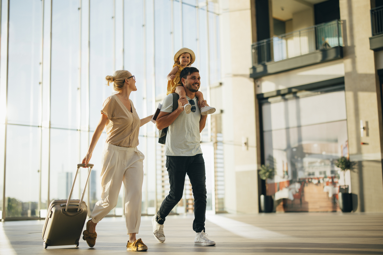 iStock-1352753120_reise_flyplass.jpg